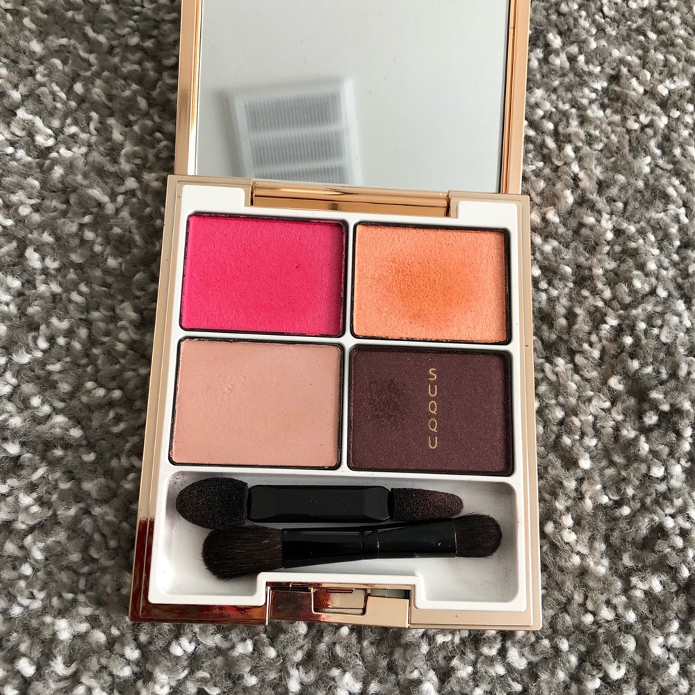 Suqqu eyeshadow 109 IWAIAKARI 祝紅灯